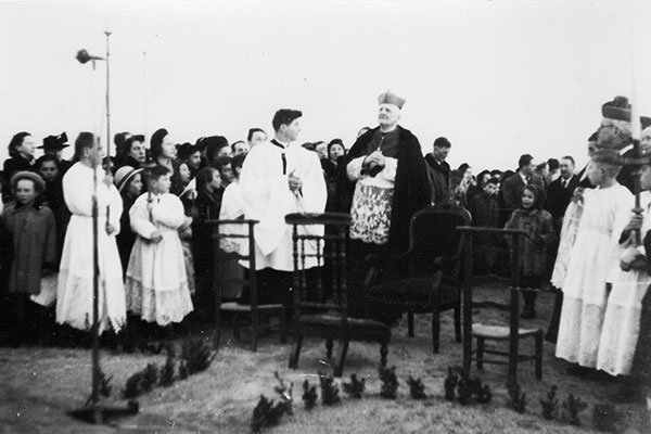 Inauguration de la Madone en 1951